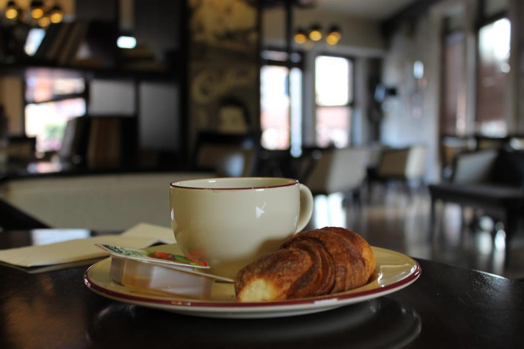 Отель «Piazza Boutique Hotel Batumi» Батуми, Грузия