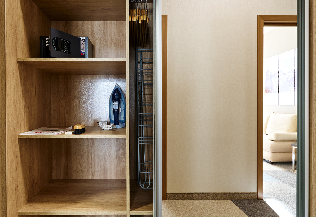 2-мест.(разм. в 3-мест.) 2-комн. апартамент с кухней, корп. 1