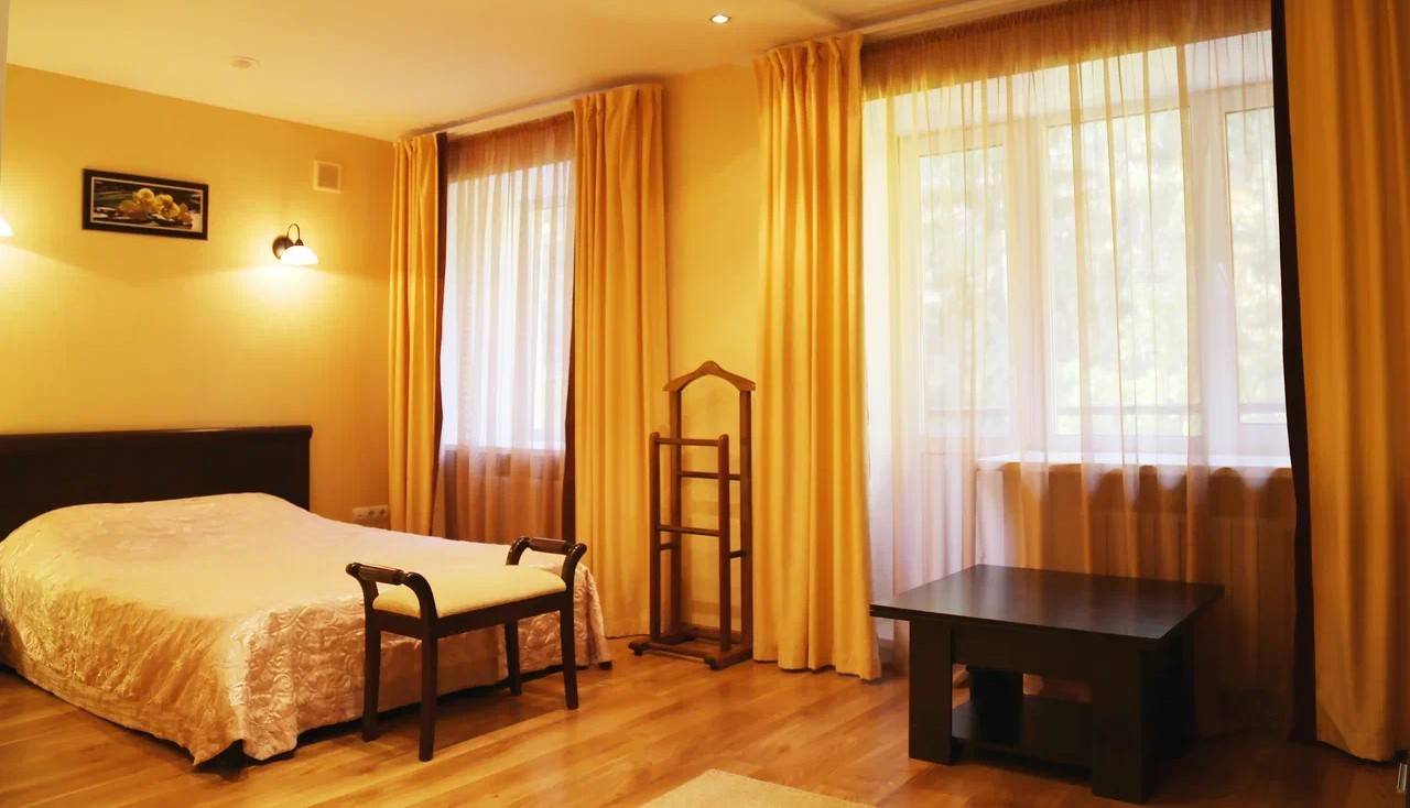 Посмотреть в галерее Junior Suite 1-местный (корпус 2, 1 этаж)