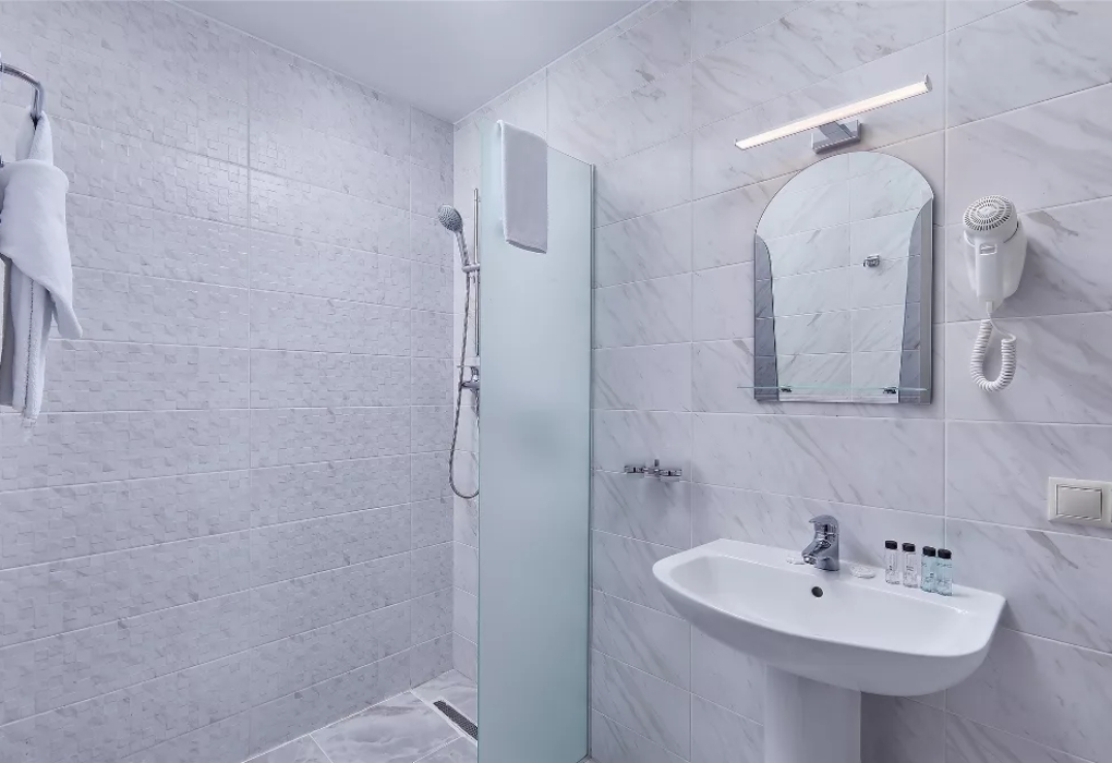 Посмотреть в галерее 2-мест.(разм. в 4-мест.) 3-комн. апартаменты, корп. 5