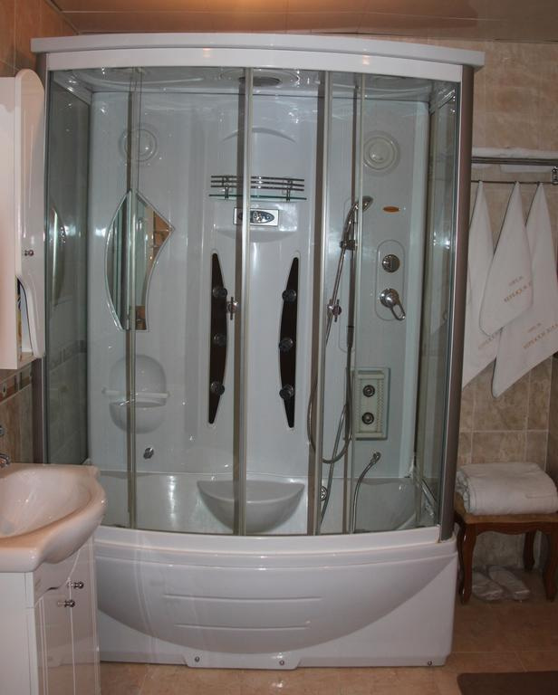 Люкс, основной корпус