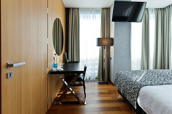 Посмотреть в галерее Suite 2-местный 3-комнатный(80 кв.м)