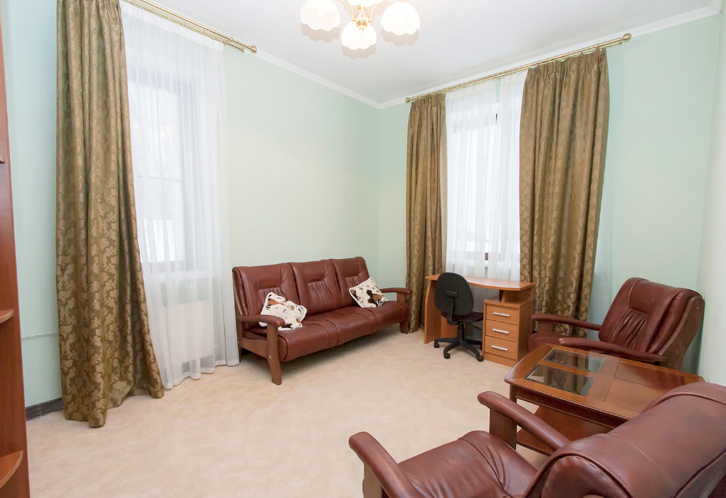 2-мест.(разм. в 8-мест.) коттедж №1