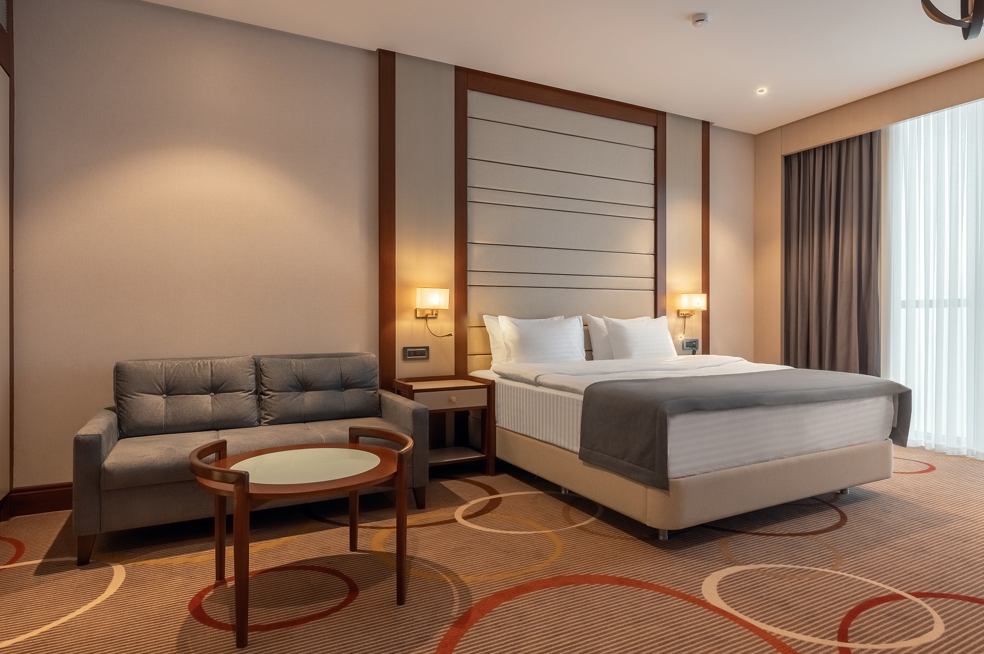 Люкс Семейный 4-местный 3-комнатный