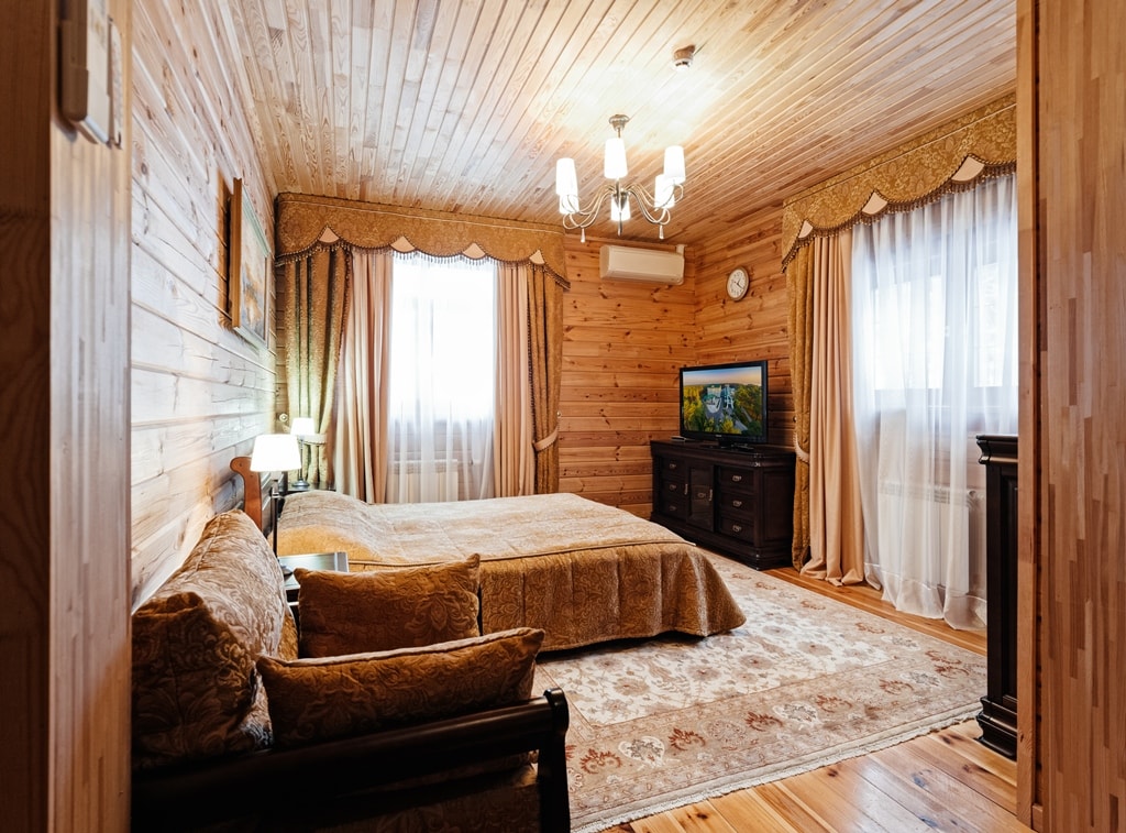 Коттедж Сюит