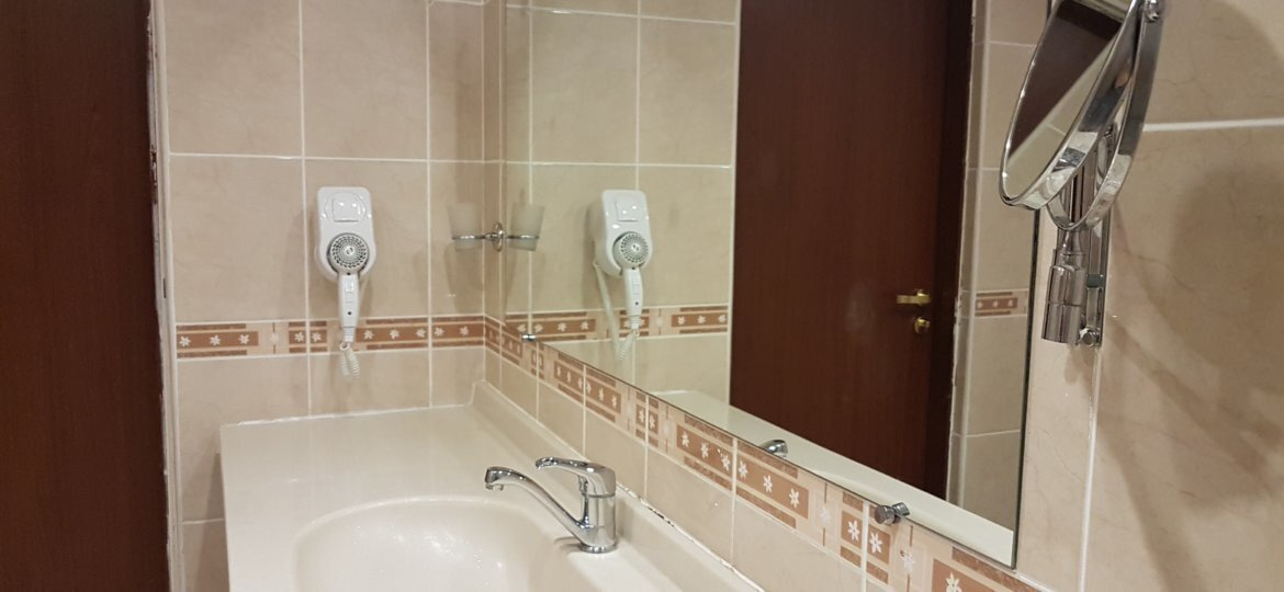 Посмотреть в галерее Люкс с балконом, корпус А