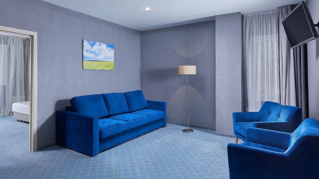 Посмотреть в галерее Люкс 4 -мест. suite 2 room