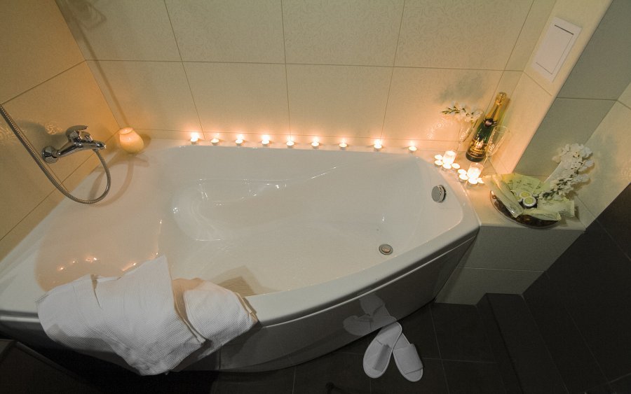 Люкс 2-местный 2-комнатный с видом на море и 2 балконами