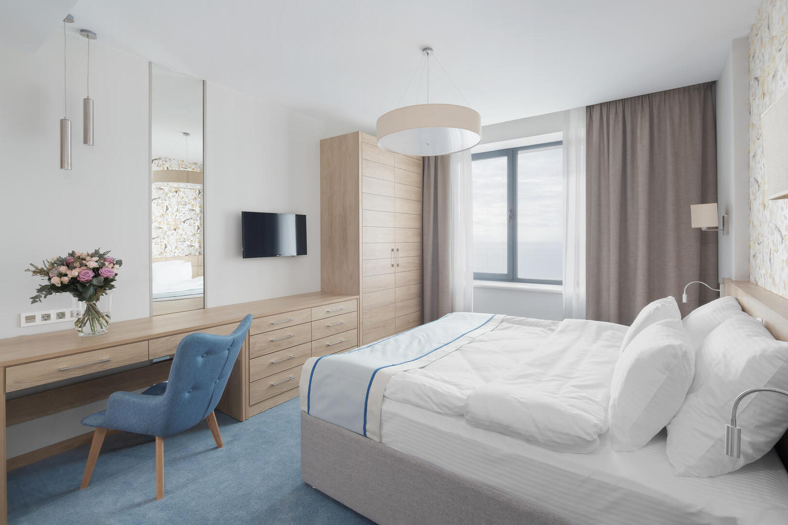 Посмотреть в галерее Executive Suite Sea, корпус 5*****