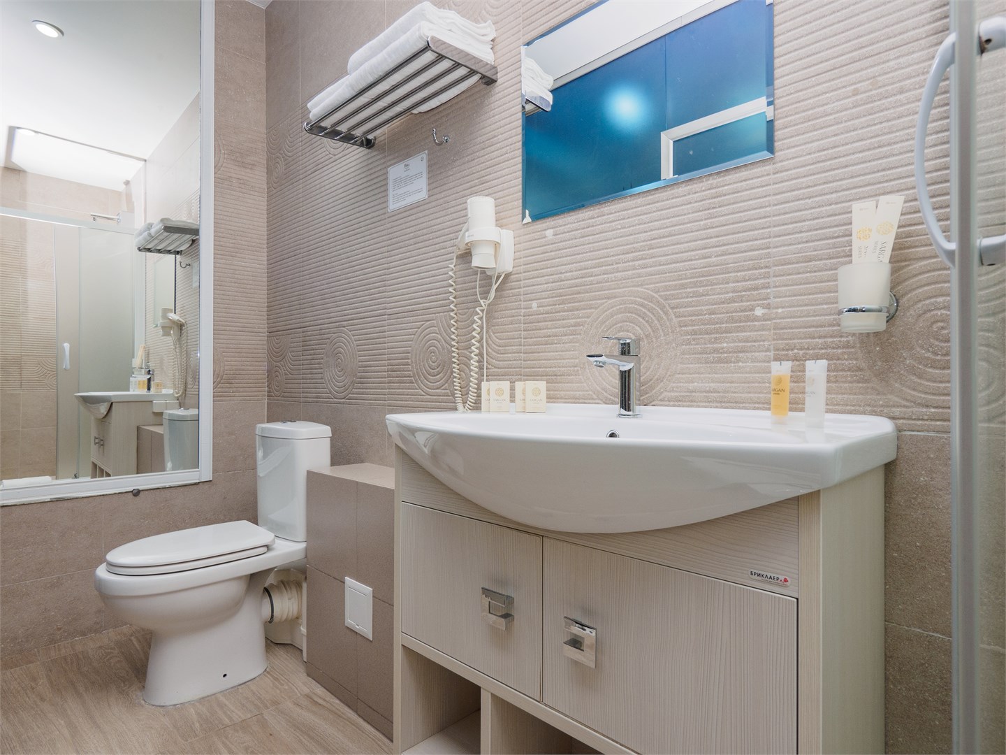 Люкс Люкс 2-местный 