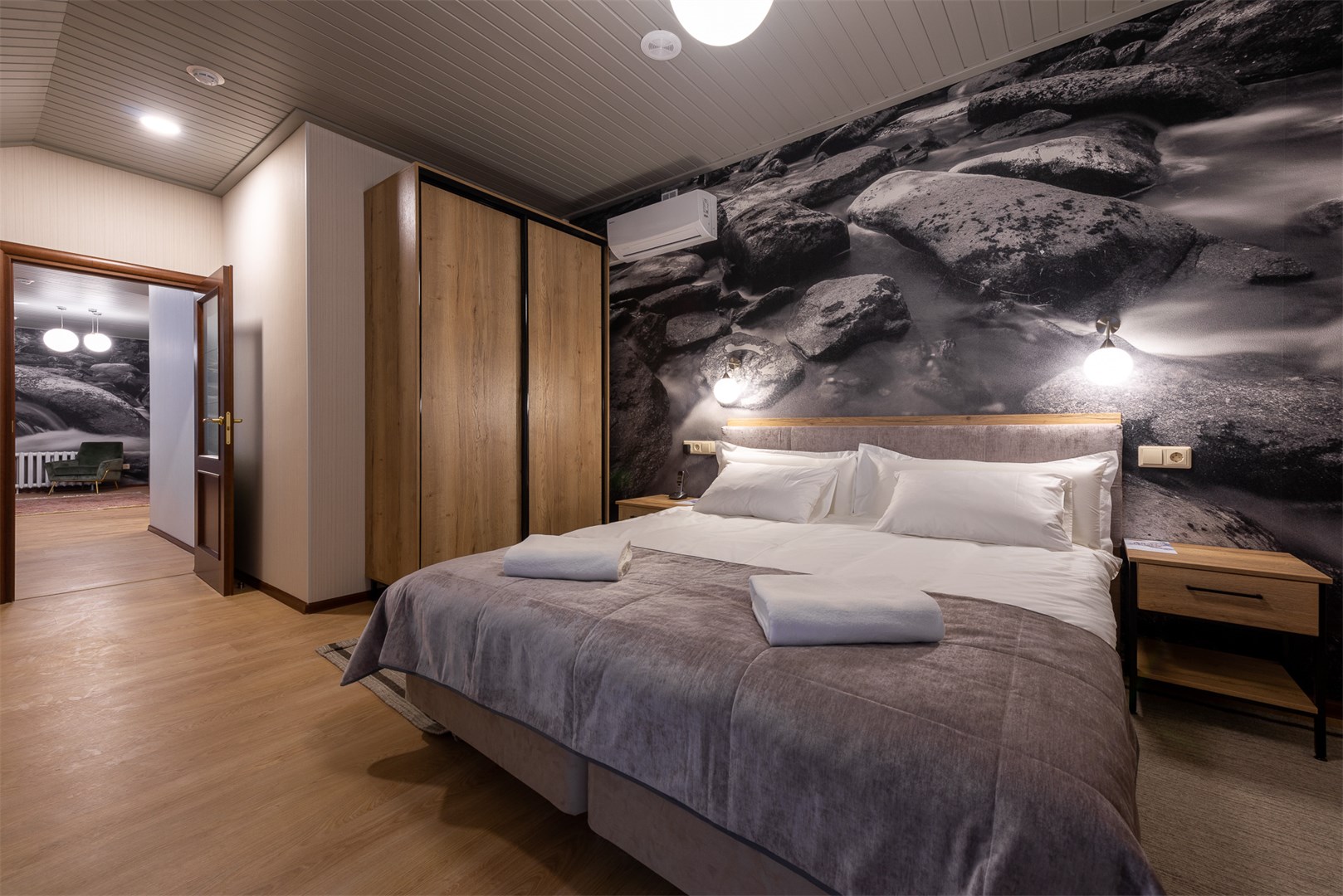 Люкс 2 комнатный плюс 3*