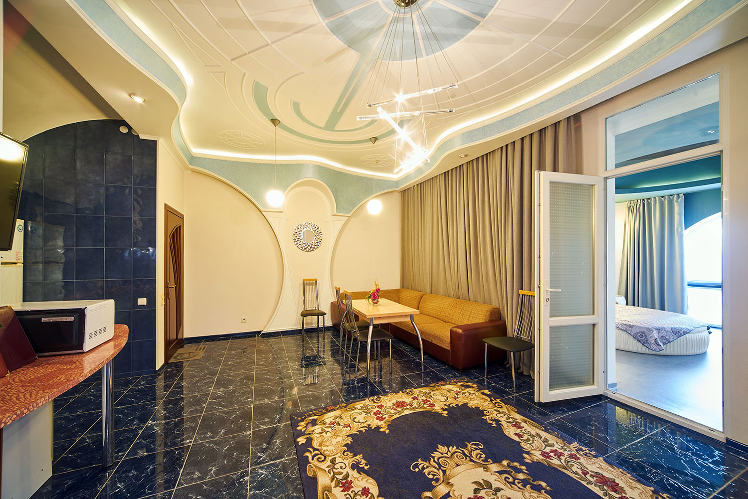 Посмотреть в галерее VIP Посейдон 2-местный 3-комнатный