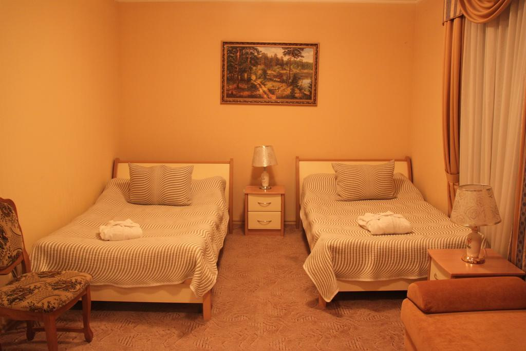 Семейный, основной корпус