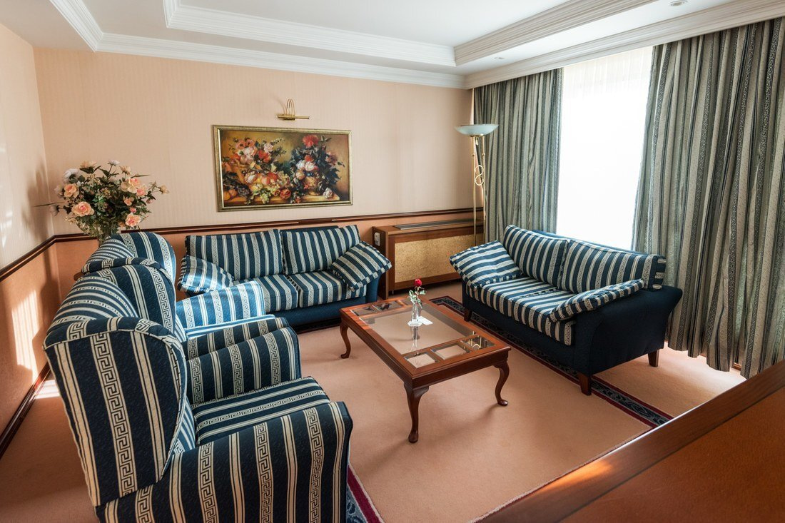 Апартаменты, Бизнес корпус