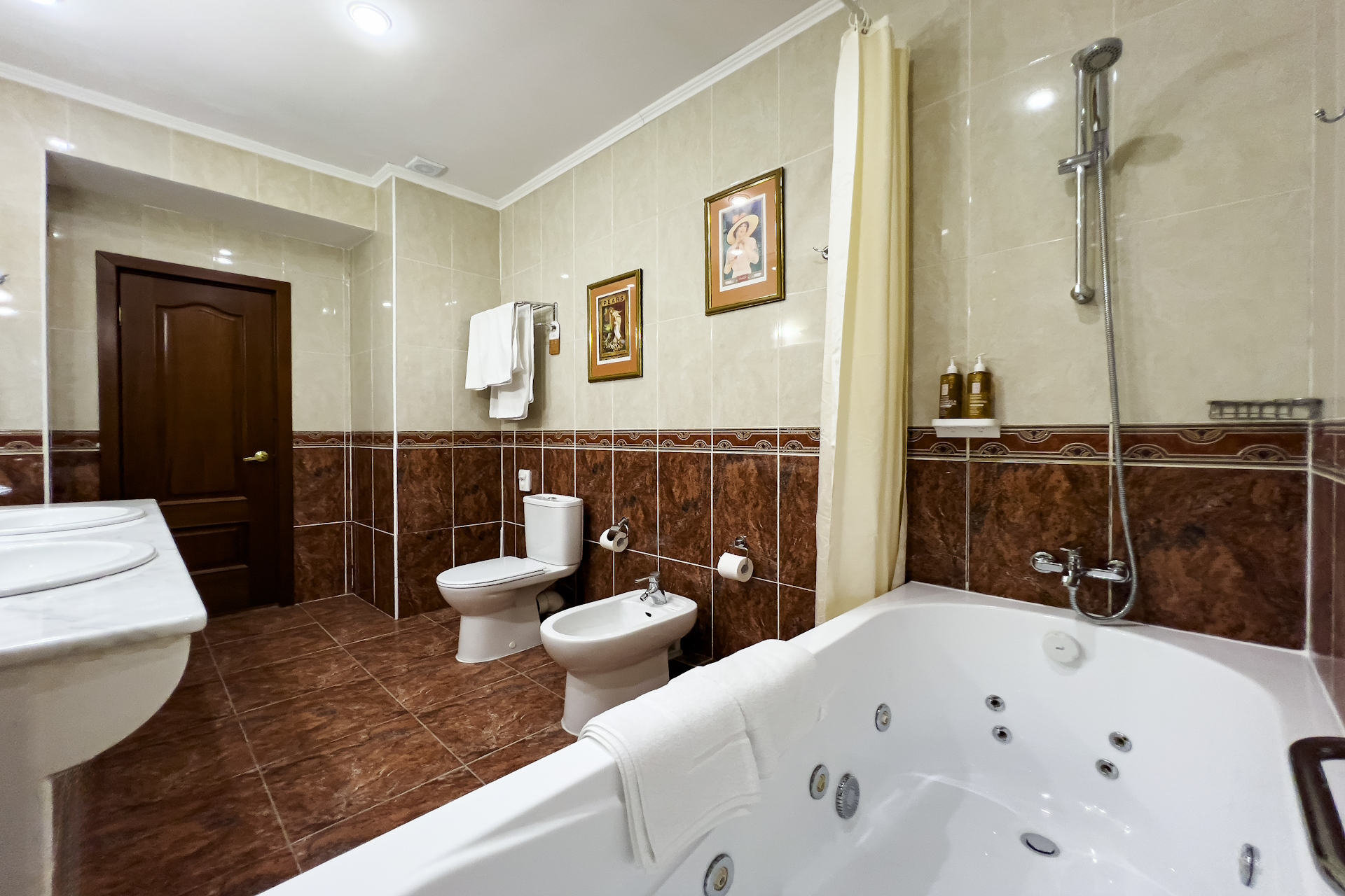 Посмотреть в галерее Suite Duplex 2-местный