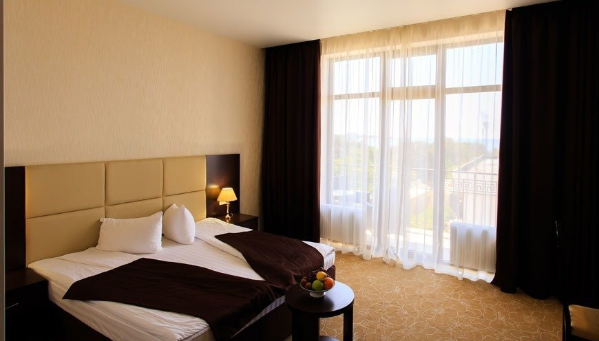 Стандарт с видом на море