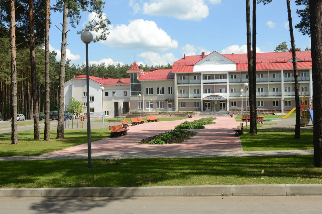 Посмотреть в галерее Люкс 2-комнатный корпус Б