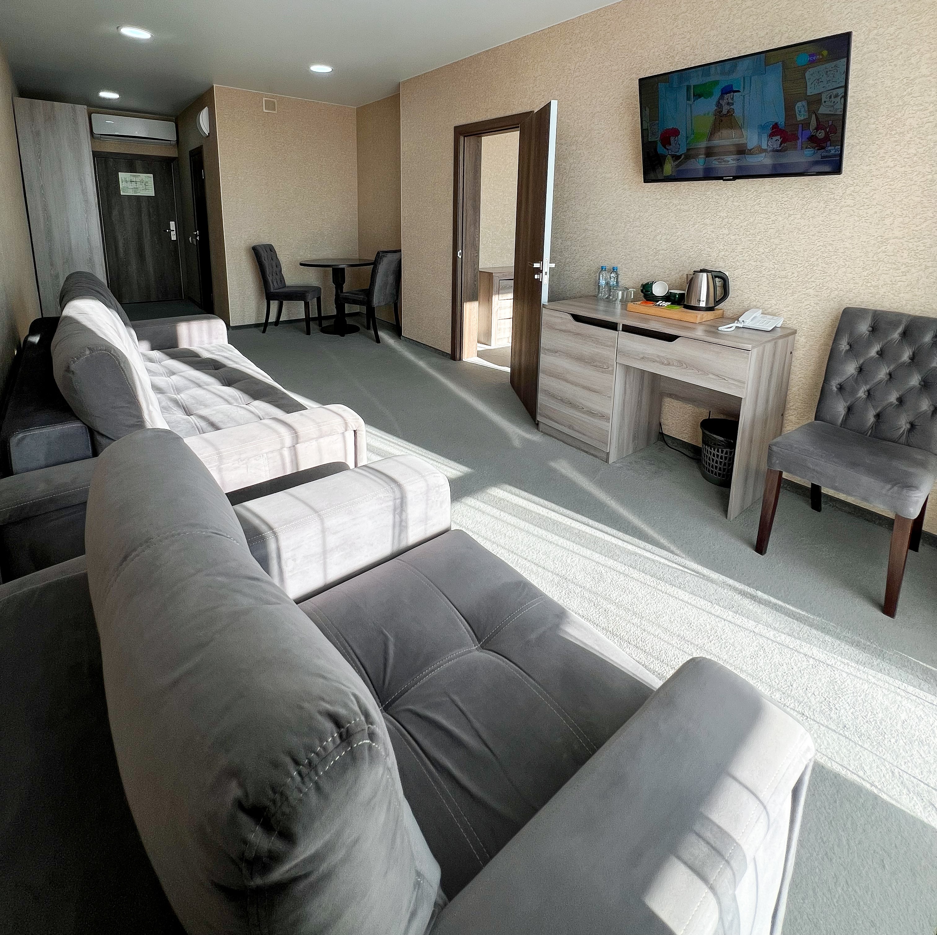 Посмотреть в галерее Suite 2-местный 2-комнатный