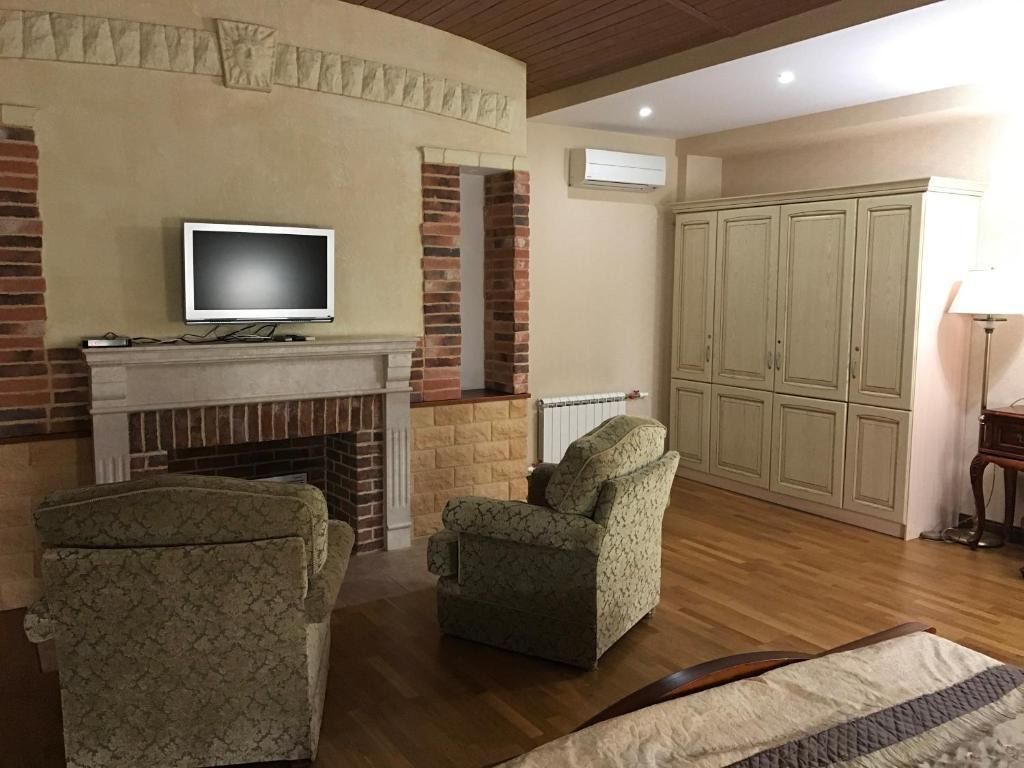 Делюкс, корпус 1