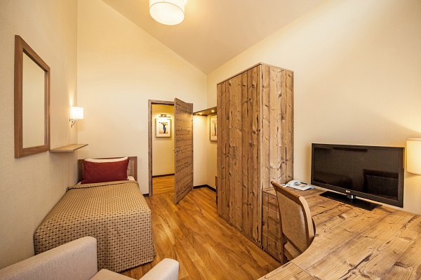 Семейный апартамент 4-местный 3-комнатный
