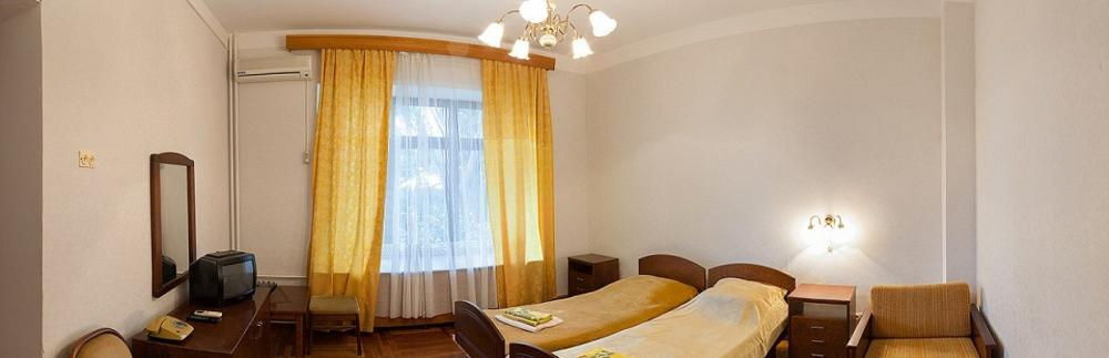 Посмотреть в галерее Стандарт с балконом, Дача 17