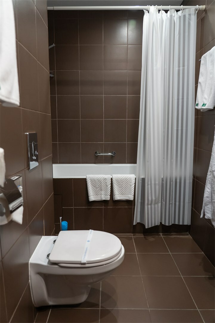 Полулюкс 2-мест.2-комн.улучшенный. главный корпус