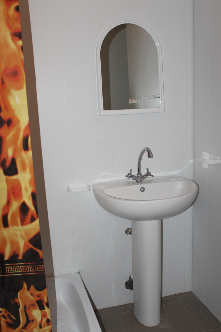 Эконом, без удобств, вид на горы