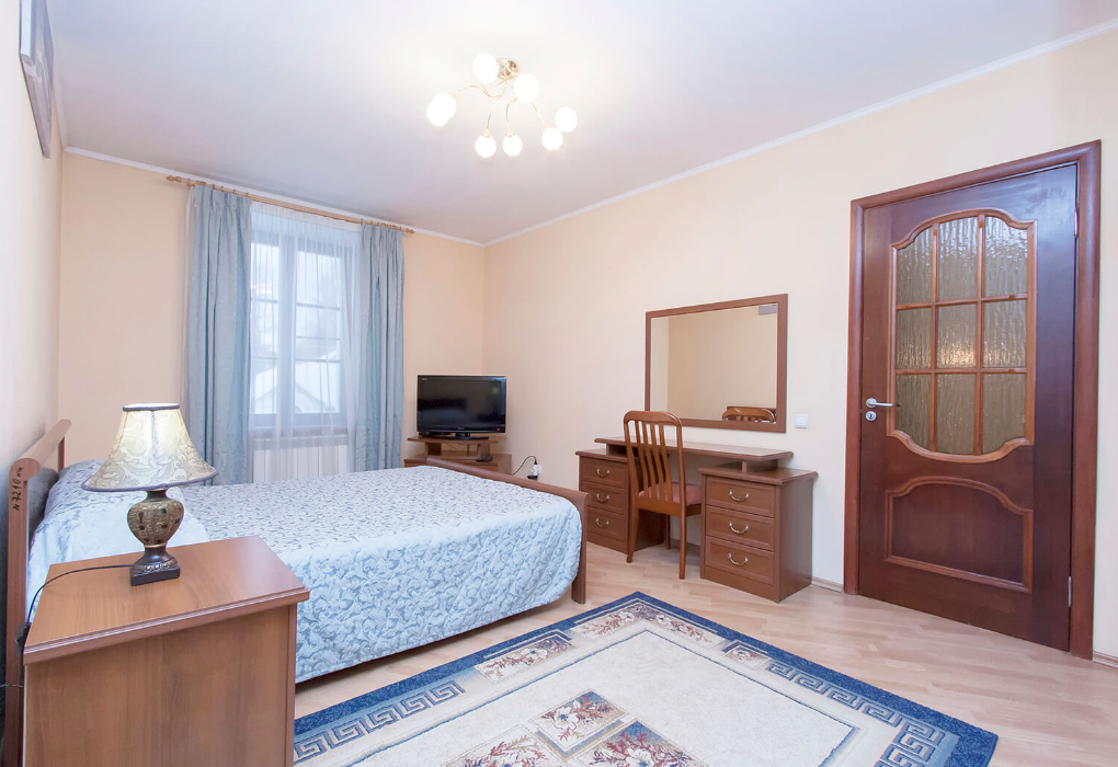 2-мест.(разм. в 6-мест.) коттедж №3