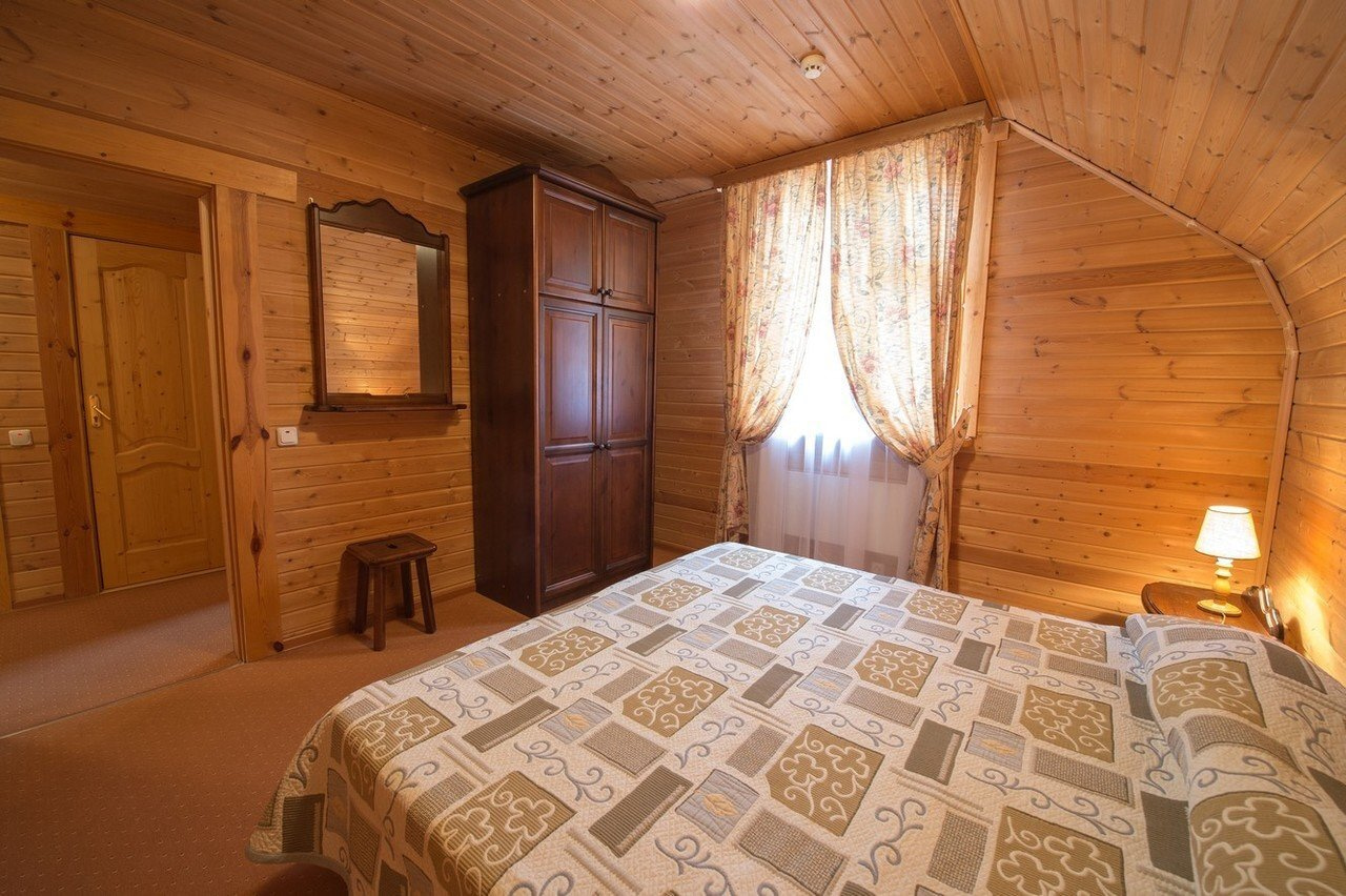 Большой коттедж 4-комнатный