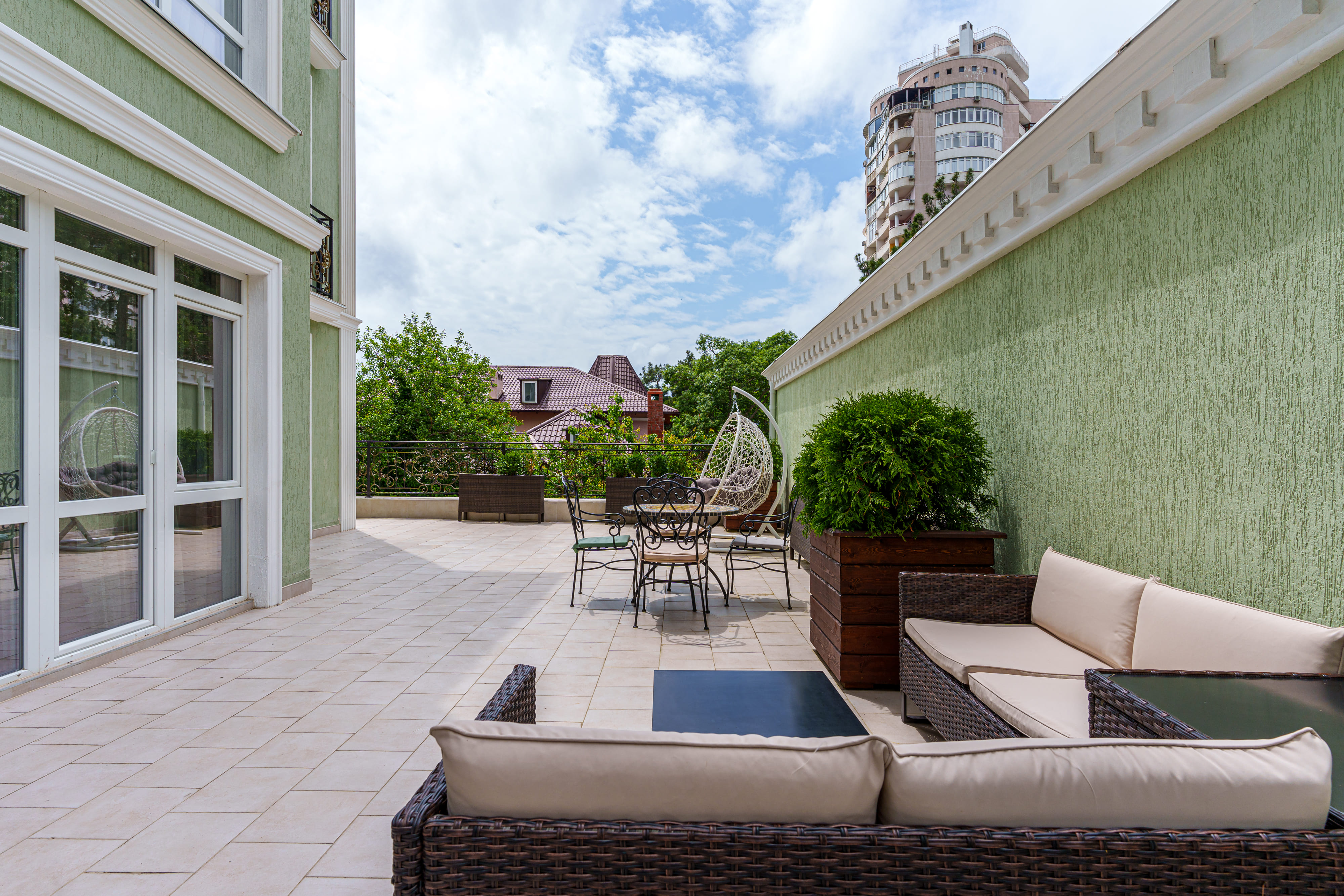 Апартаменты с 2 спальнями с террасой