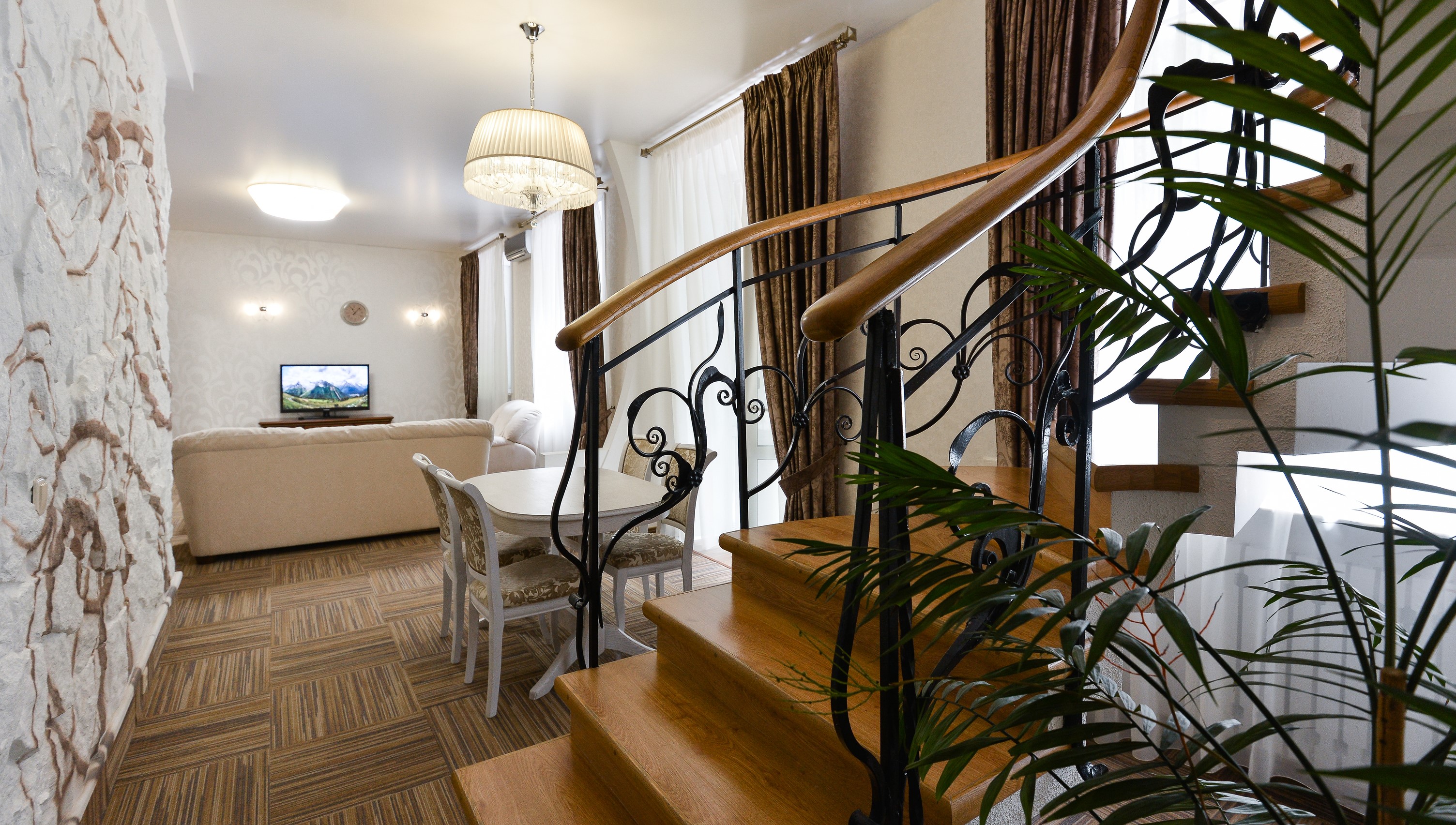 Посмотреть в галерее Suite 2-местный 3-комнатный 2-этажный