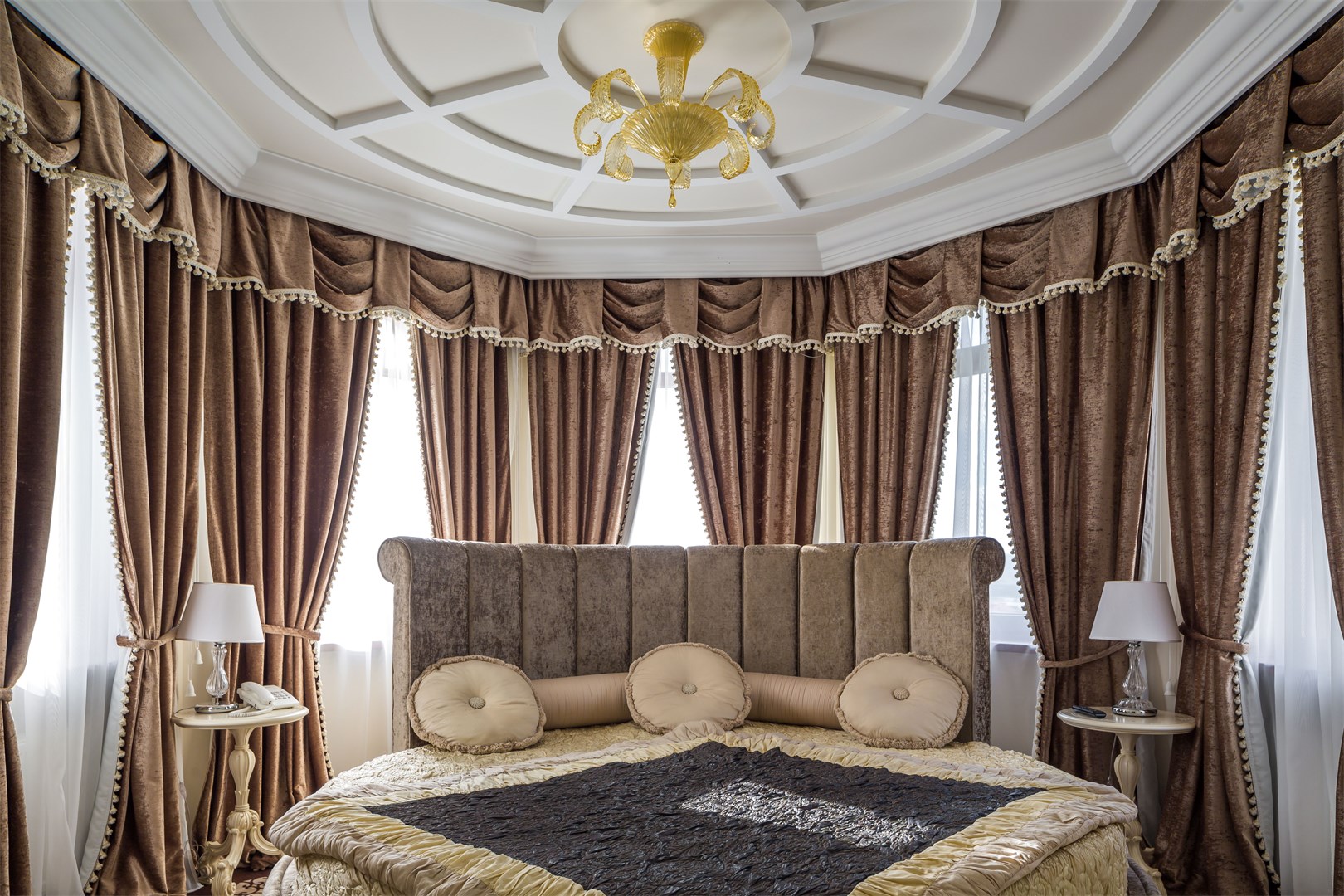 Посмотреть в галерее Люкс 4* Панорамный 2-местный 2-комнатный корпус 1