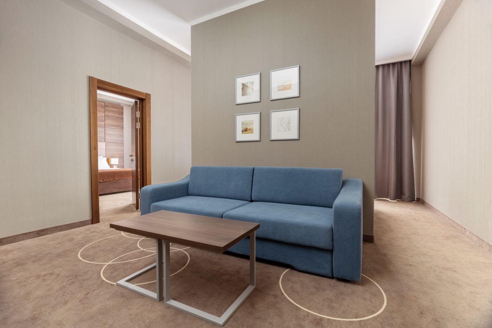 Executive Suite 4-местный 2-комнатный Great с балконом на территорию