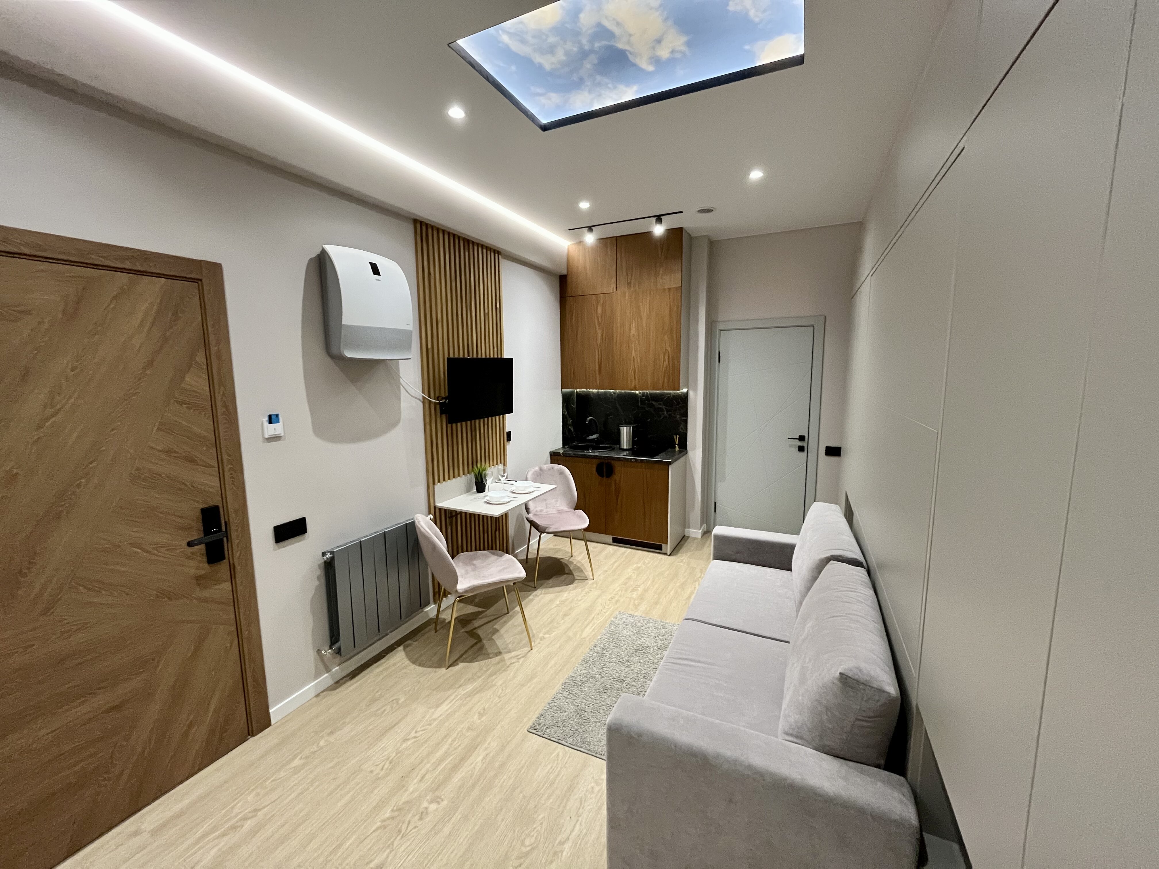 Апартаменты Апартамент выгодный (без окна) 2-местный, 1-комнатный