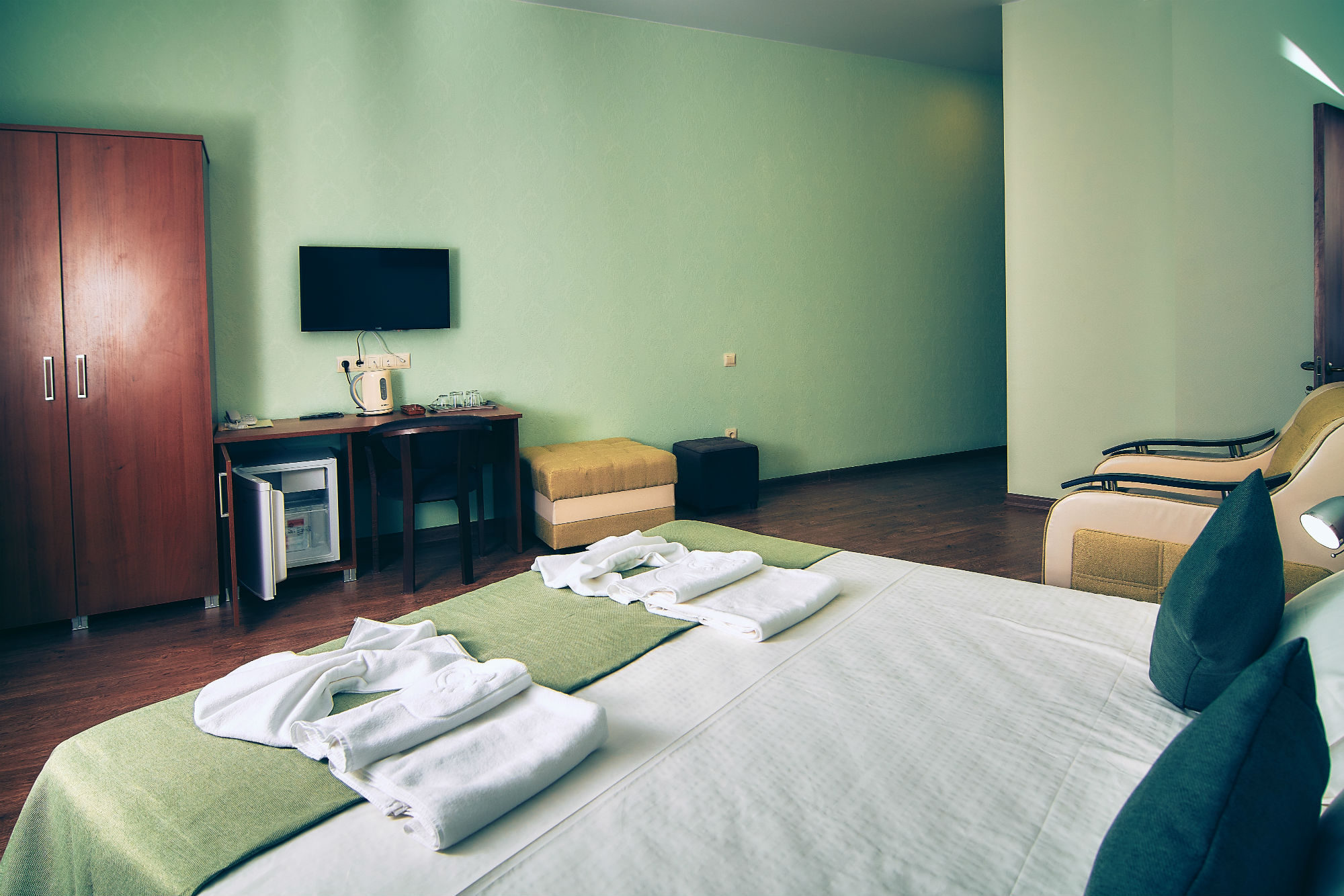 Люкс люкс 2-комнатный (45 м.кв.)