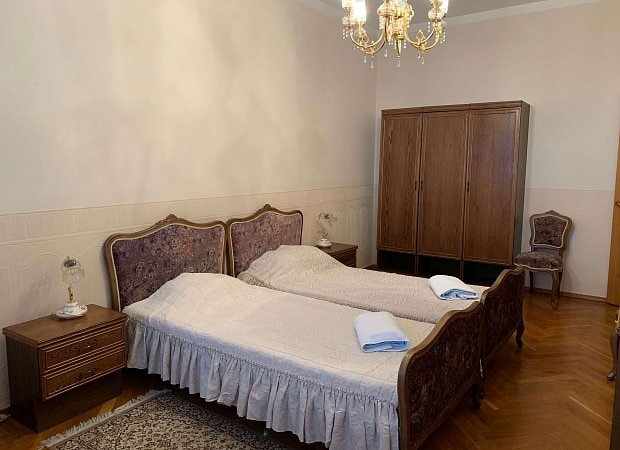 Посмотреть в галерее Стандарт с балконом, корпус 2