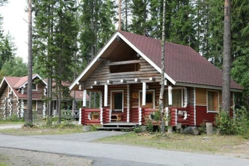 Коттедж 5-местный №10 с сауной на дровах