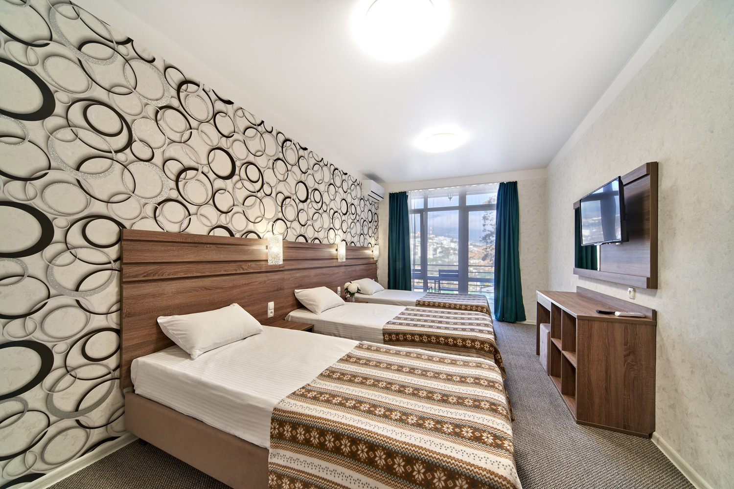 Стандартный 3-местный с балконом или террасой