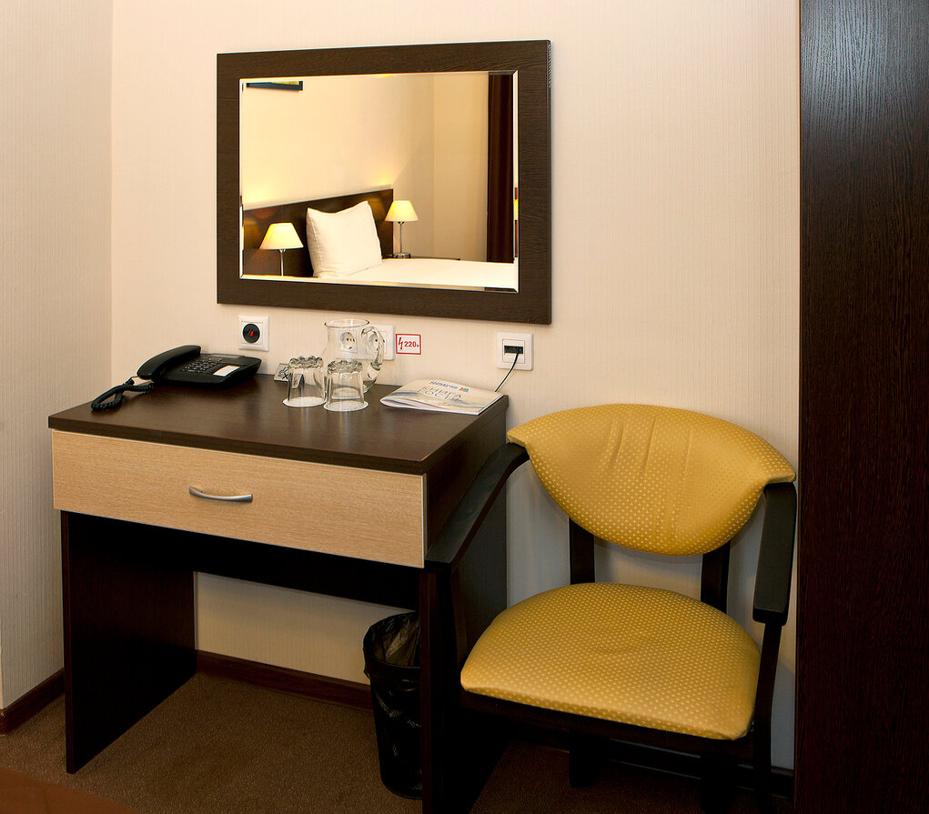 Посмотреть в галерее Стандартный Double/twin + extra bed реб. до 12 лет кв. 17