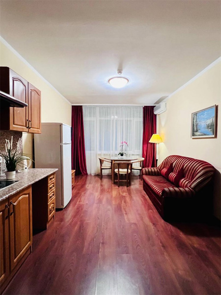 Студия 2-мест.2-комн. с кухоным уголком /3 корпус