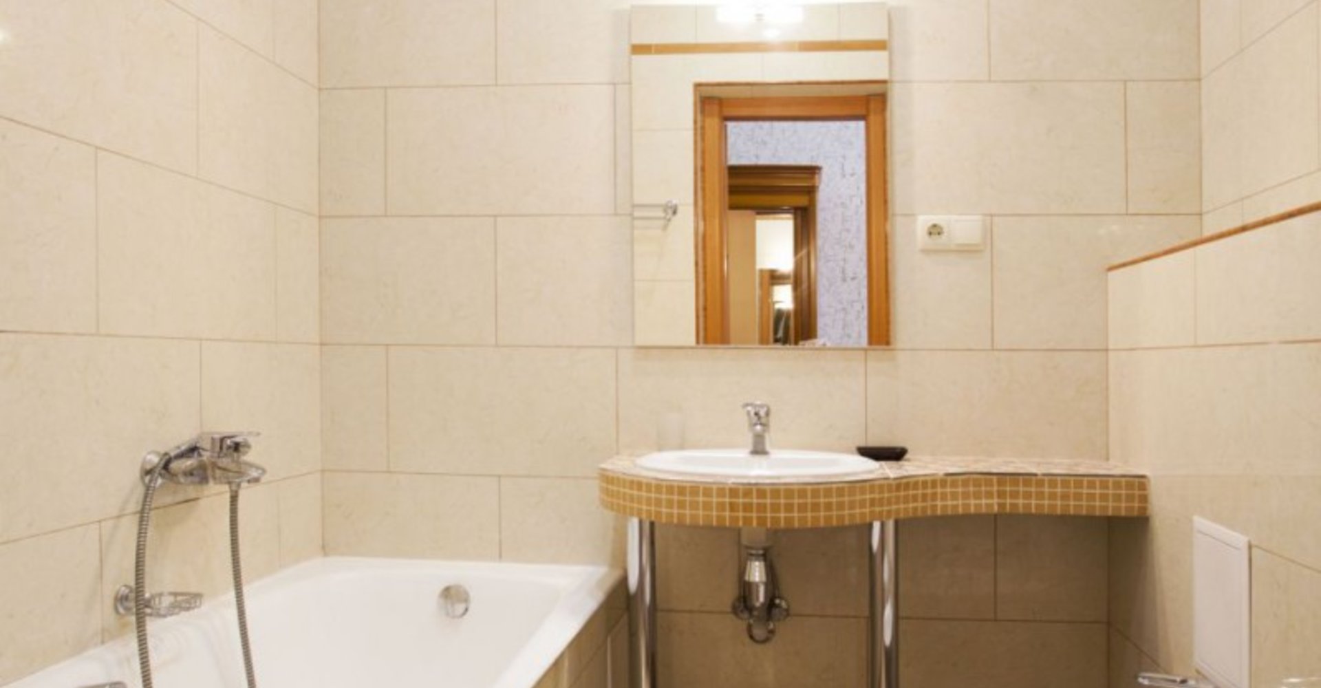 Люкс 3-местный 2-комнатный корпус Лилия