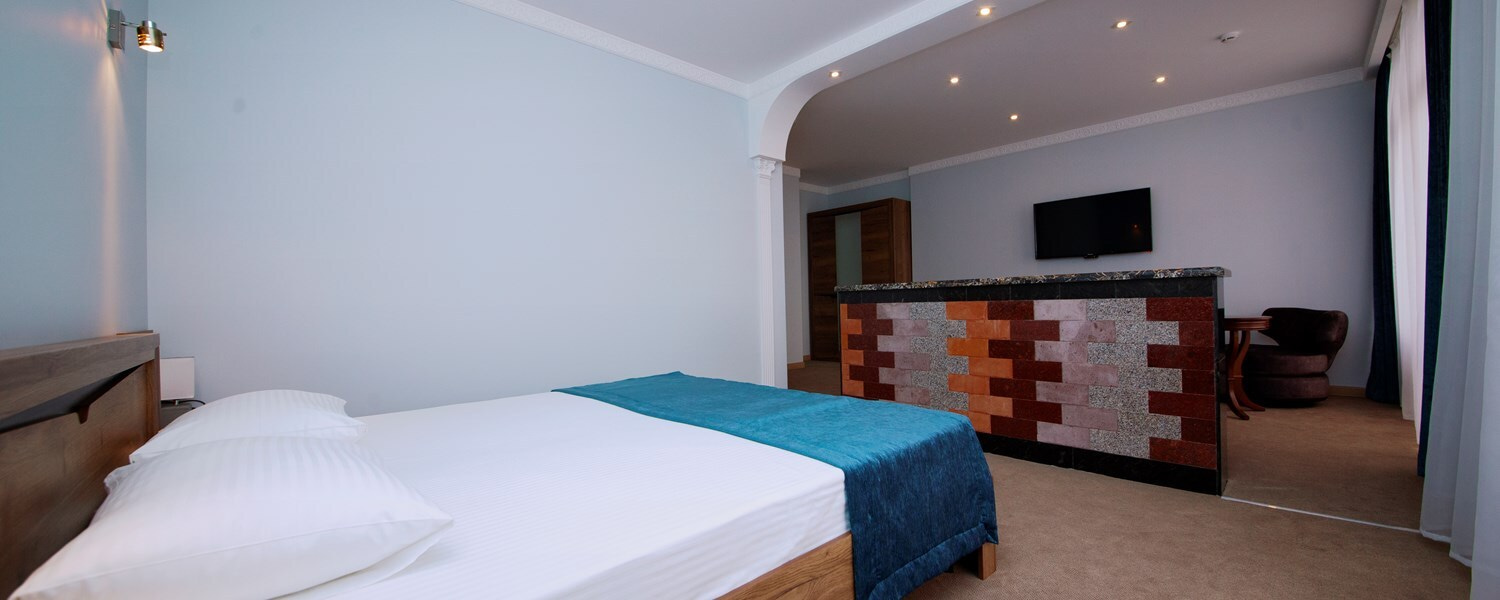 Джуниор сюит