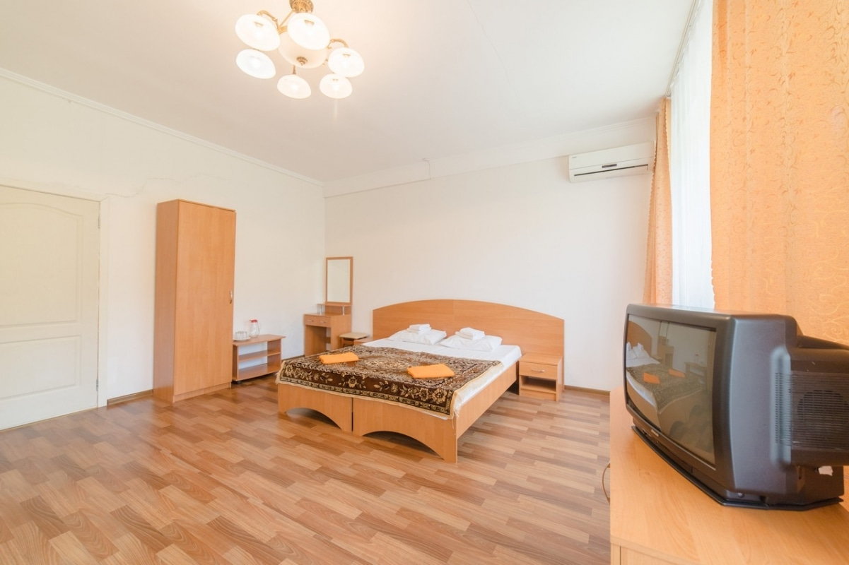 Посмотреть в галерее Студия, корпус 5