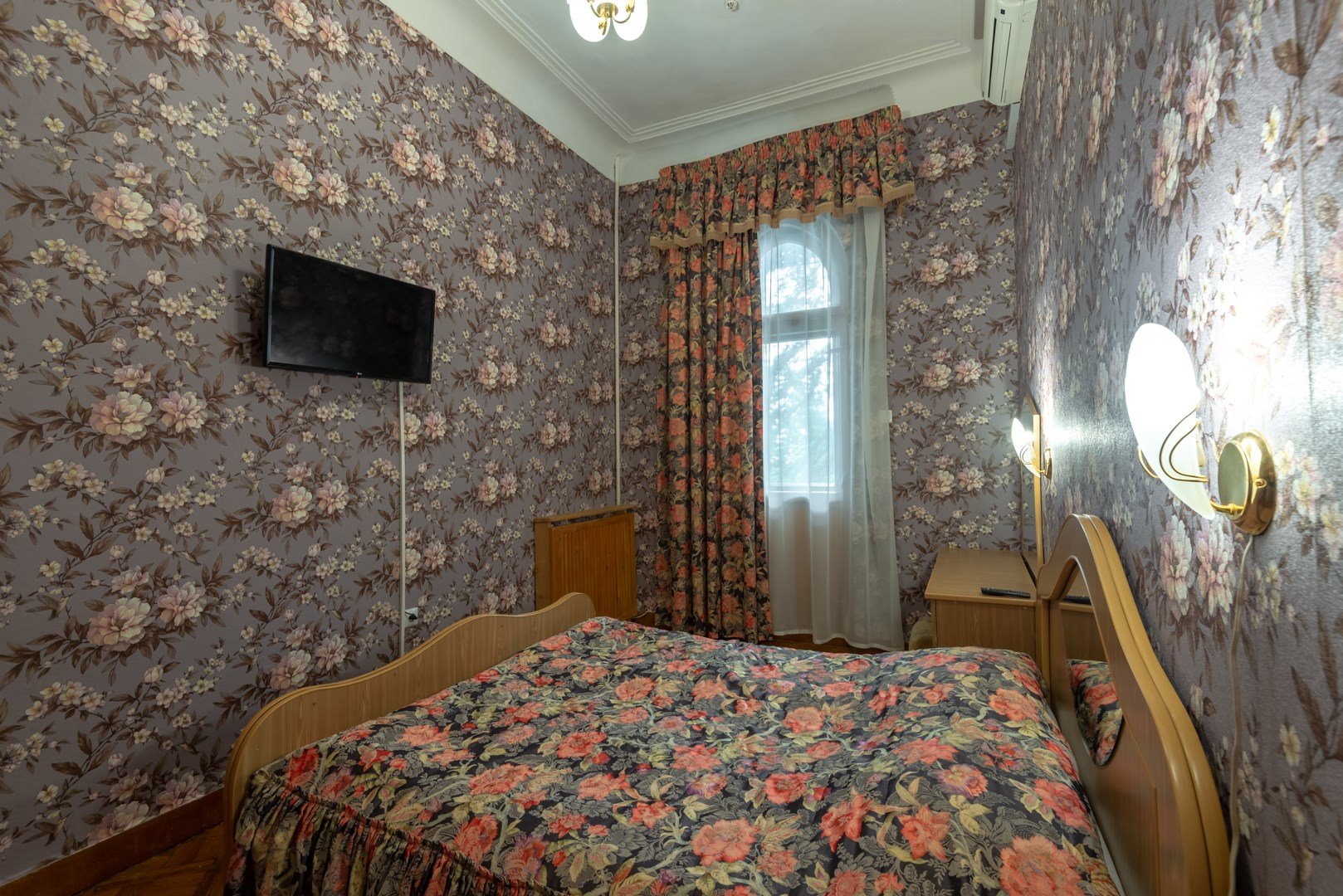 Полулюкс 2-местный 2-комнатный корпус 2