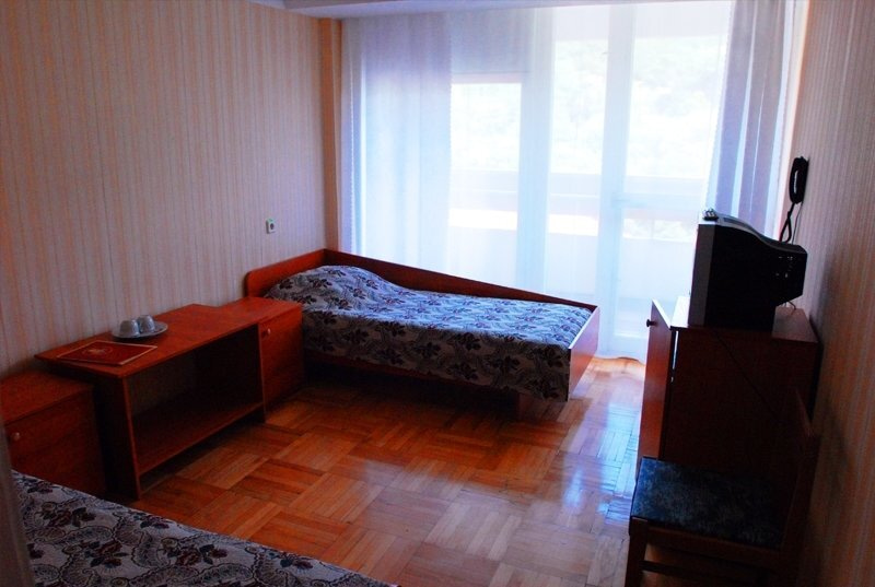 Посмотреть в галерее Стандарт 4-6 этаж, вид на море, корп 2