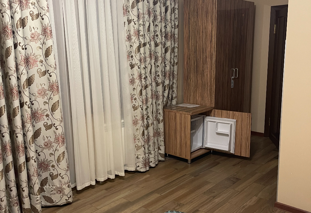 Посмотреть в галерее 2-мест. станд. с балк.