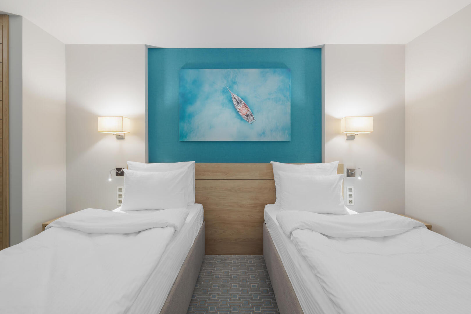 Посмотреть в галерее Junior Suit Sea, корпус 5*****