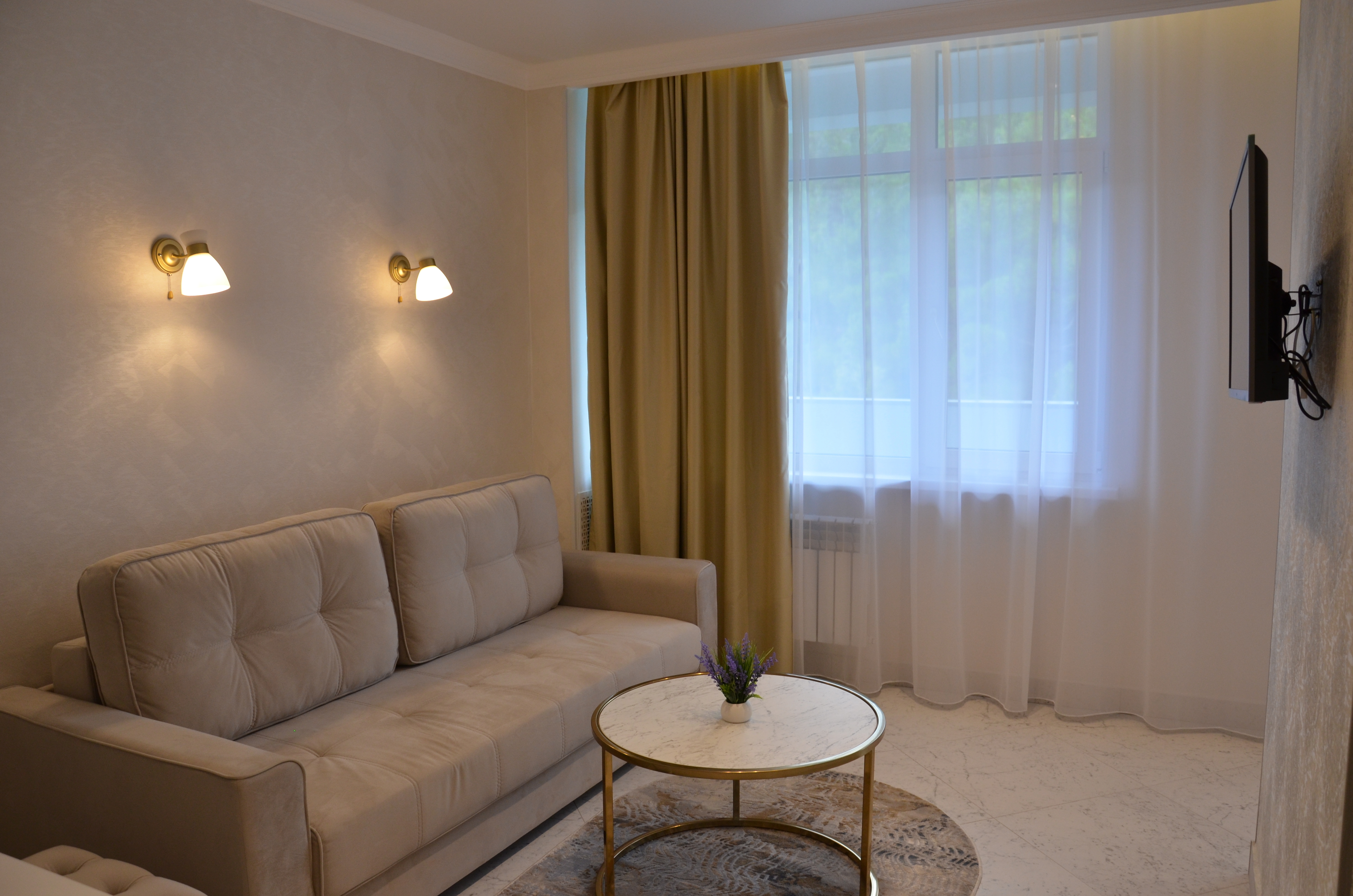 Джуниор сюит 2-местный корпус Бриз