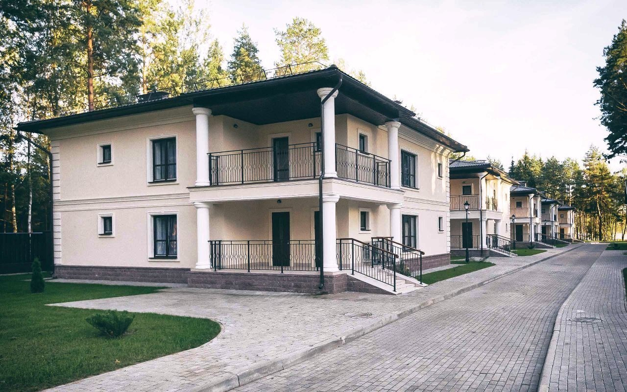 Посмотреть в галерее Cottage 4-комнатный с кухней (коттеджи № 1-5)