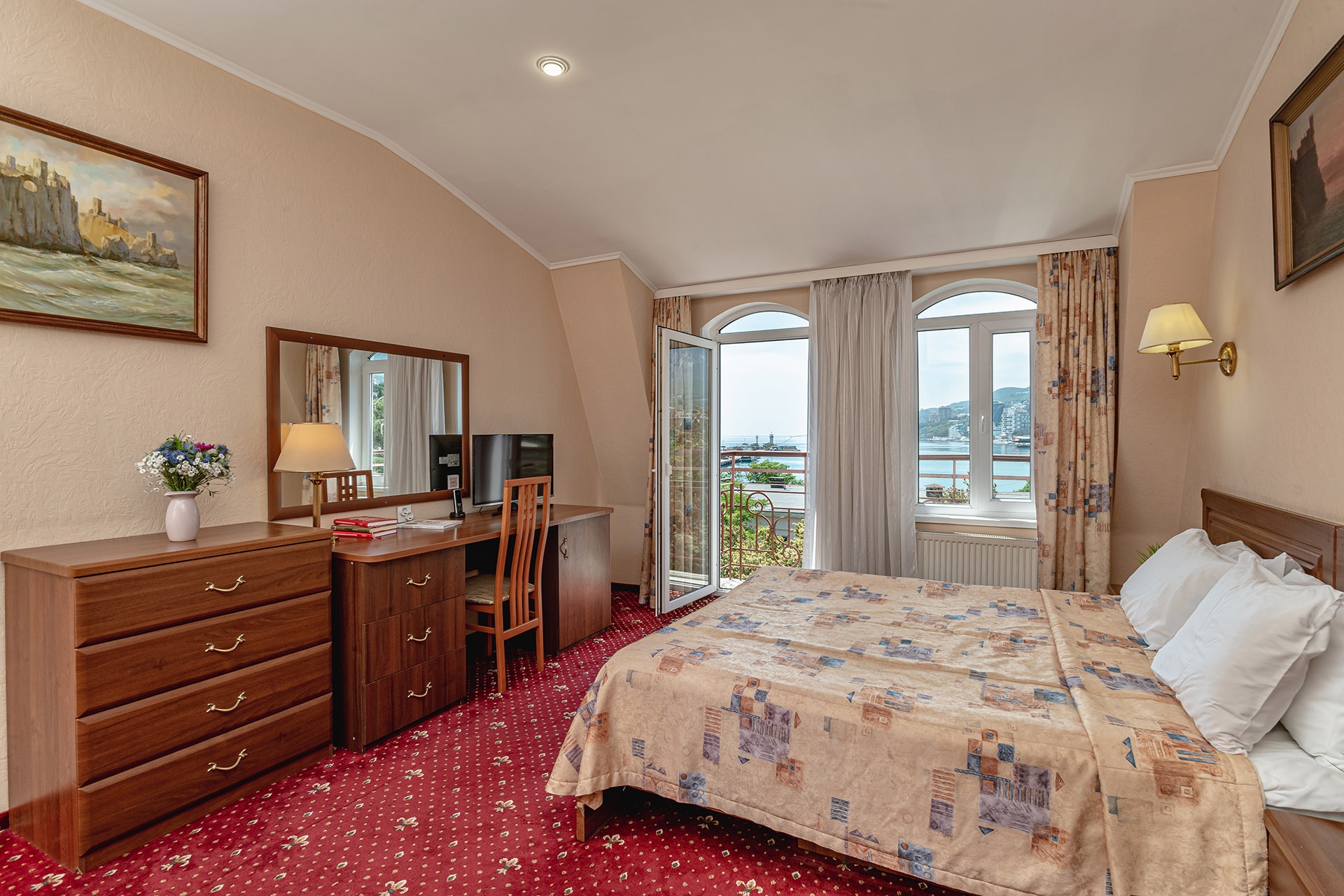Посмотреть в галерее Suite Junior 2-местный